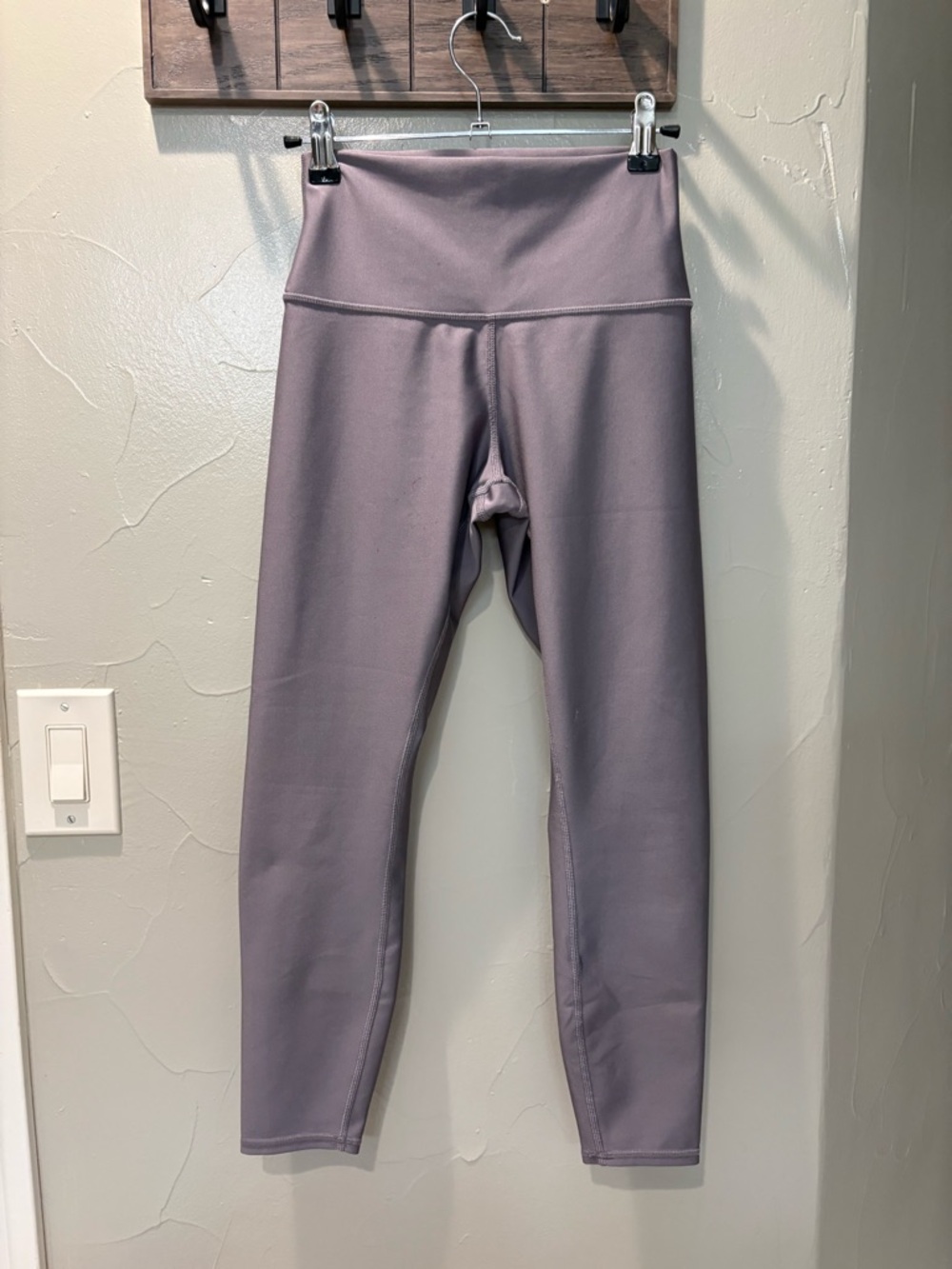 ALO Yoga Lavender High-Rise Leggings